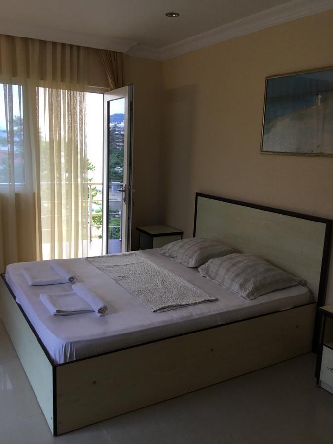Sunny Land Hotel Chakvi Extérieur photo